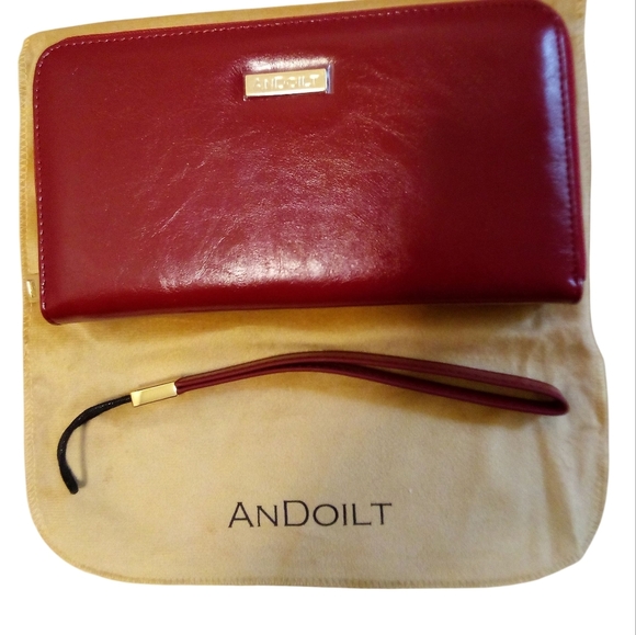 Andoilt Women’s Leather Zip Around Wristlet RFID Blocking Inside Zippered Pocket - Picture 9 of 10